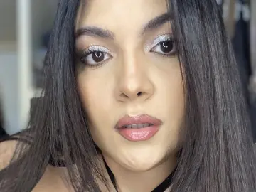 LolaPrice  live sex cam