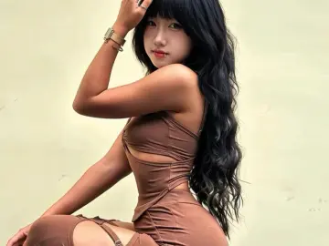 LouiseEve  live sex cam