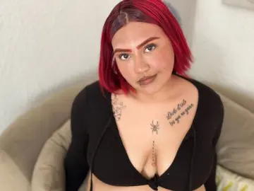 YaraFlamme  live sex cam