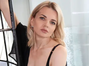 AnnBennet  live sex cam