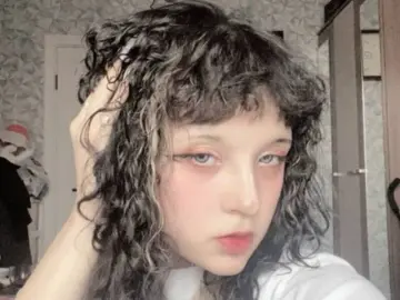 KarinaDelmuham  live sex cam