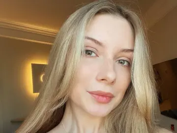 LucieStupak  live sex cam