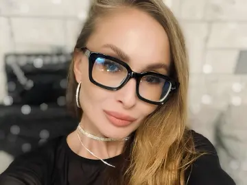 HelenaBoyd  live sex cam
