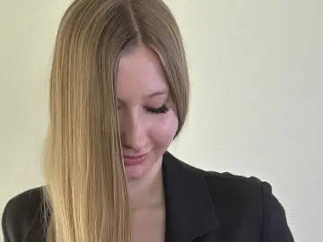 GraciaHammarlund  live sex cam