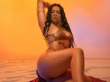 HannahSantini  live sex cam