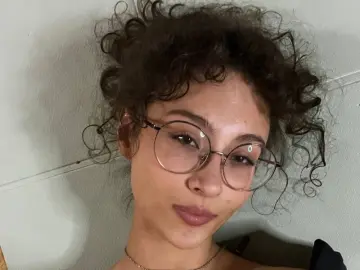 ToshikoSackos  live sex cam