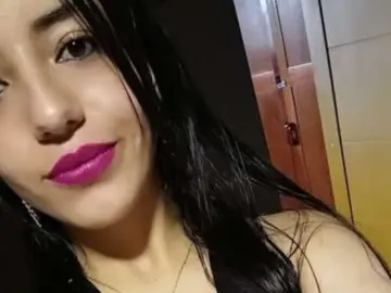 CatalinaCaz  live sex cam