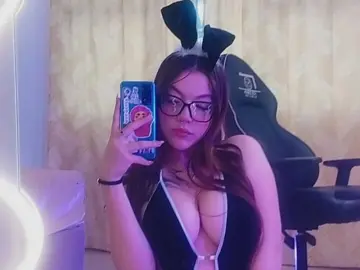 MeridaDunbroch  live sex cam