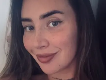 AnnabelleRain  live sex cam