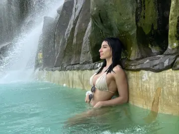 CrissRusso  live sex cam