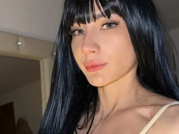 CrissRusso  live sex cam