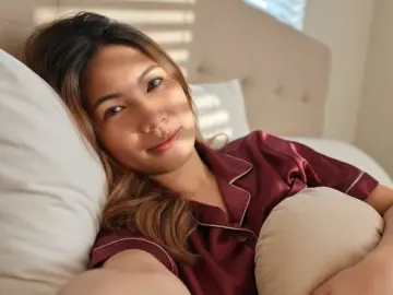 KimikoSnow  live sex cam