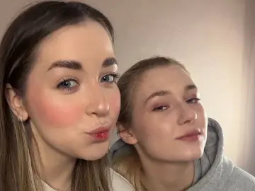 EmilyAprill  live sex cam