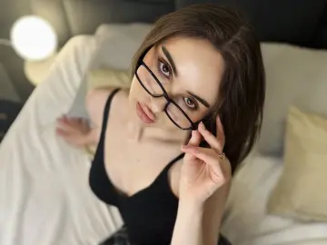 AlineFisher  live sex cam