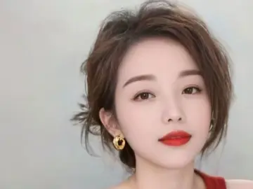 Wenjuan  live sex cam