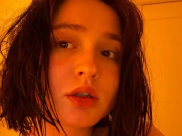 SudieBattista  live sex cam