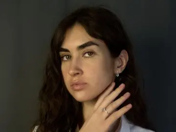 ShelaCurren  live sex cam