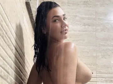 ElysiaRose  live sex cam