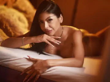 AvaNoah  live sex cam