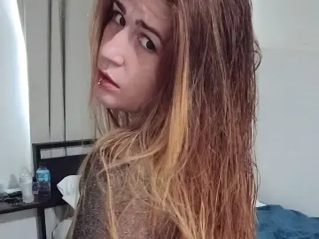 DelilahCalabrese  live sex cam