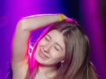 KateBlossom  live sex cam