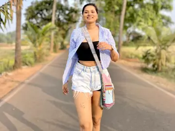 AnnaIver  live sex cam