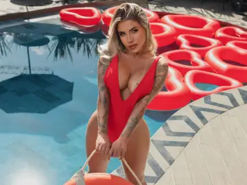 PenelopeDuque  live sex cam