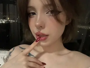 DarlineSharp  live sex cam