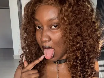 NessaLucky  live sex cam