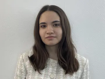 ElishaPelini  live sex cam