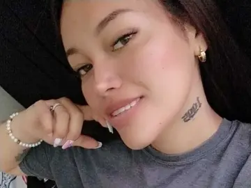 AliceClement  live sex cam