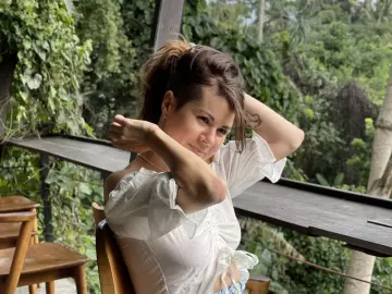 VenusVerde  live sex cam