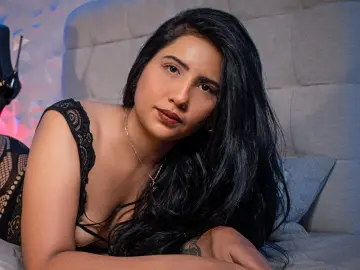 AshleyRoxe  live sex cam