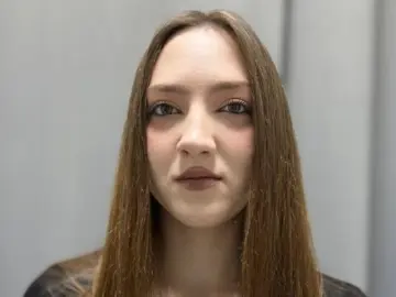 LisanBrown  live sex cam