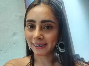 ScarlethMills  live sex cam