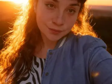 AlennaVolt  live sex cam