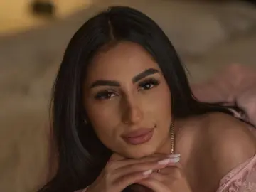AvaLynn  live sex cam