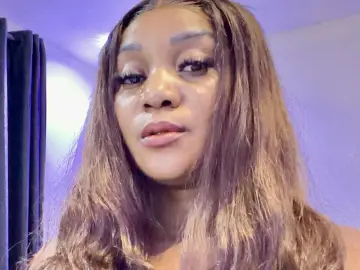 IvanaDiasy  live sex cam