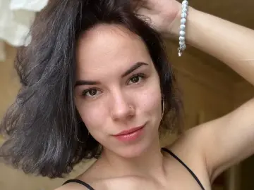 NadeneWhisted  live sex cam