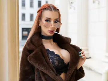 DeviNessa  live sex cam