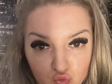 TinaMonroe  live sex cam