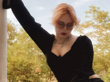 DarnellSehorn  live sex cam