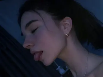 MelbaStraub  live sex cam