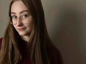 ErlindaKisch  live sex cam