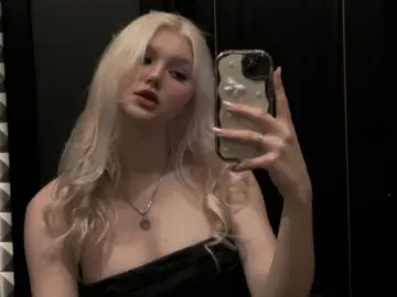 LashayBernon  live sex cam