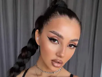 LeonidaAbdon  live sex cam
