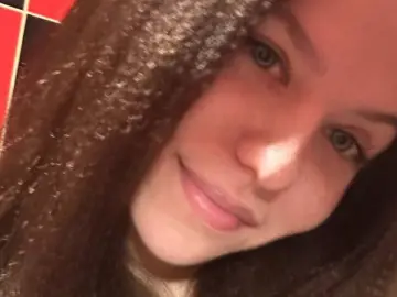 BridgetPoudrier  live sex cam