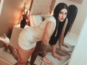 AgatthaQuuen  live sex cam