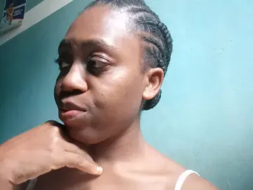 Bopine  live sex cam