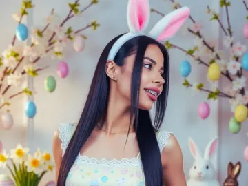 LauranJackson  live sex cam